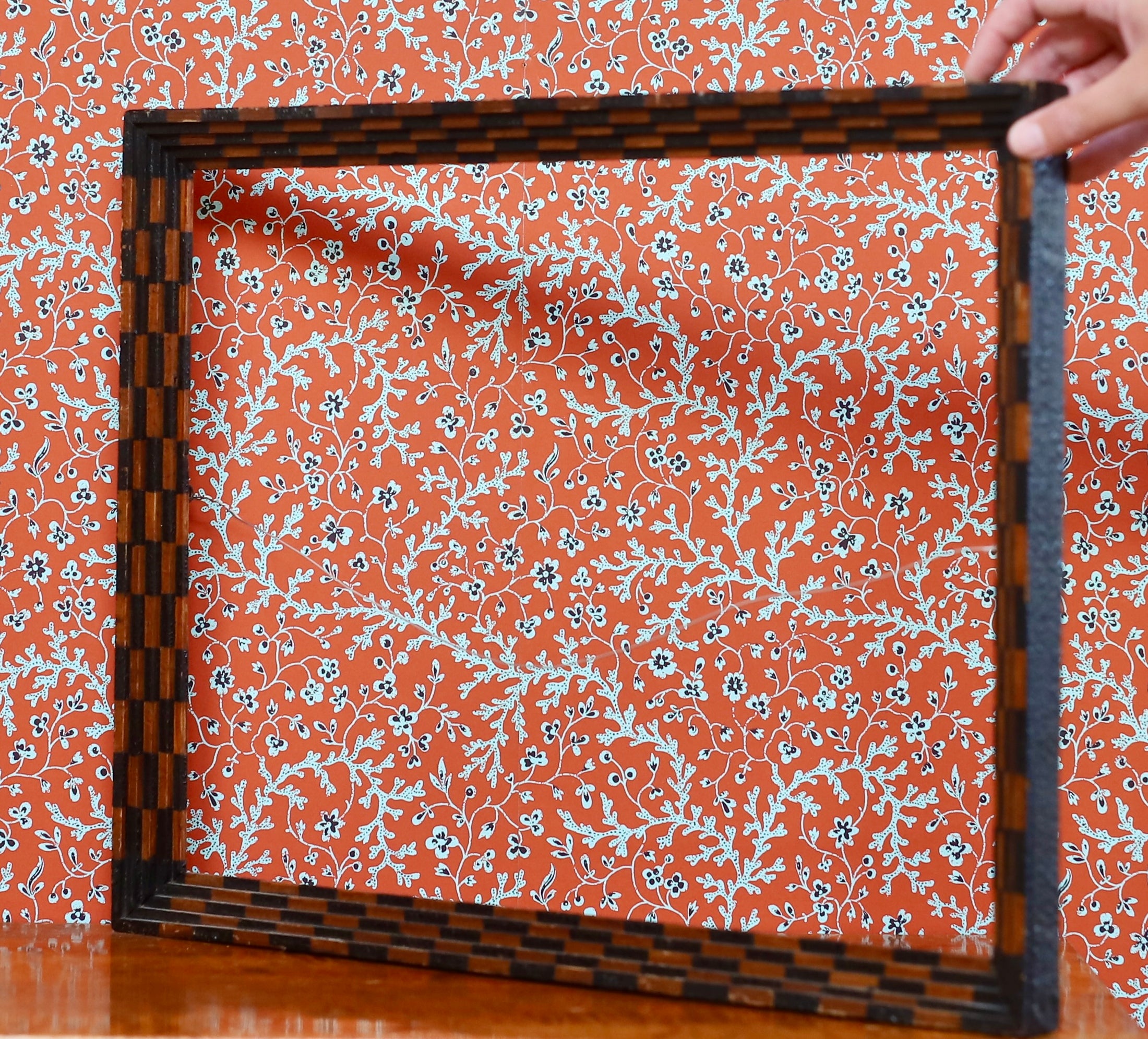 Vintage Art Room Checkered Pattern Tramp Art Frame