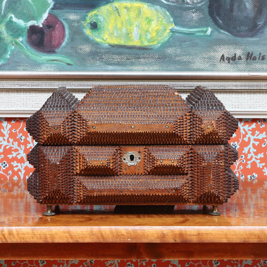 Vintage Art Room Tramp Art Box